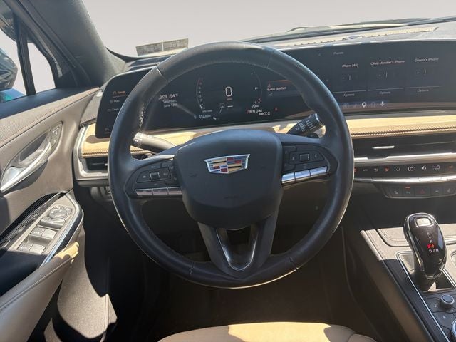 2024 Cadillac XT4 Luxury