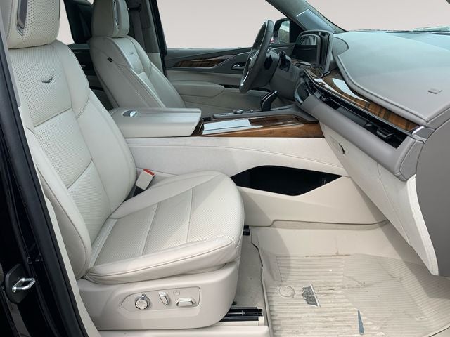 2024 Cadillac Escalade ESV Sport Platinum