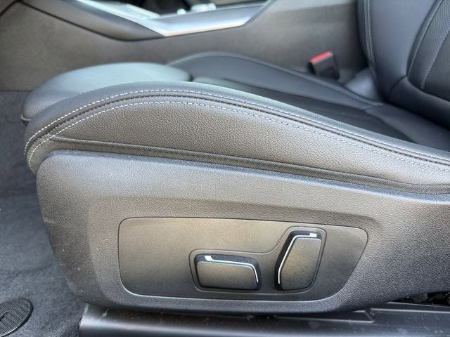 2025 BMW 2 Series 230i xDrive