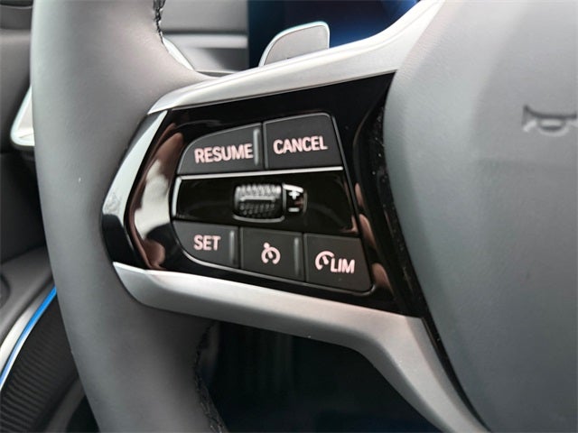 2025 BMW 3 Series 330i xDrive