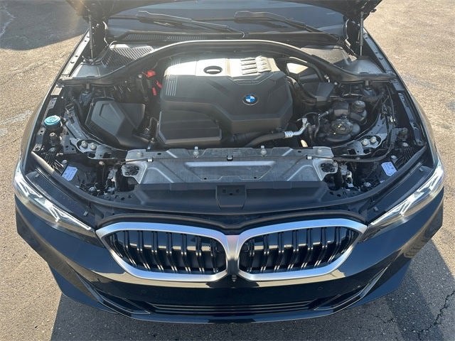 2024 BMW 3 Series 330i xDrive