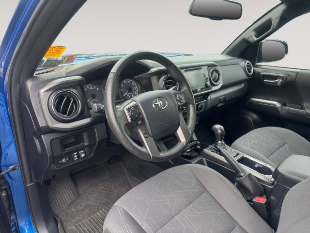 2017 Toyota Tacoma SR V6