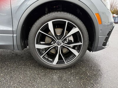 2024 Volkswagen Tiguan 2.0T SEL R-Line