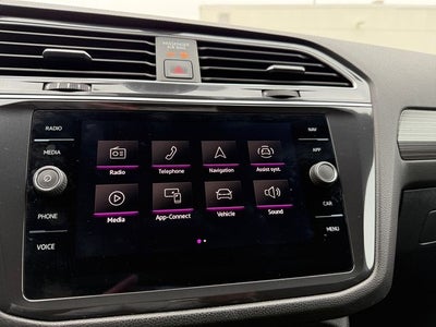 2024 Volkswagen Tiguan 2.0T SEL R-Line