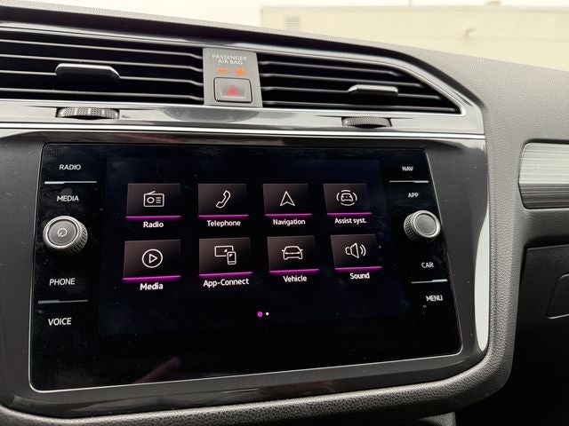 2024 Volkswagen Tiguan 2.0T SEL R-Line