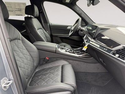 2027 BMW X7 xDrive40i