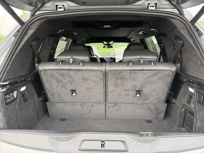 2027 BMW X7 xDrive40i