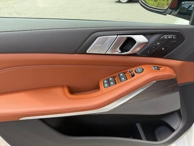 2027 BMW X7 xDrive40i
