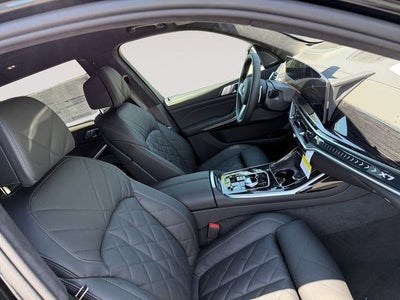 2027 BMW X7 xDrive40i