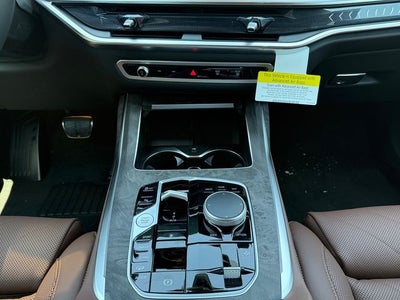 2027 BMW X7 xDrive40i