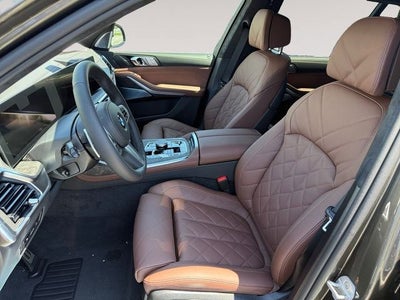 2027 BMW X7 xDrive40i