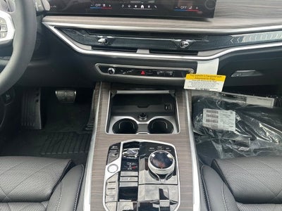 2027 BMW X7 xDrive40i