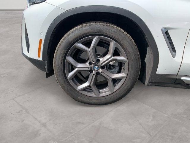 2023 BMW X4 xDrive30i