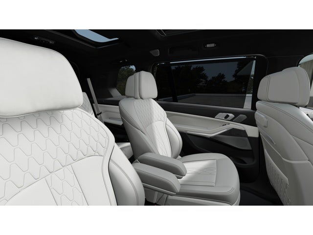 2026 BMW X7 M60i