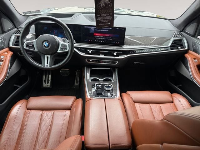 2024 BMW X7 M60i