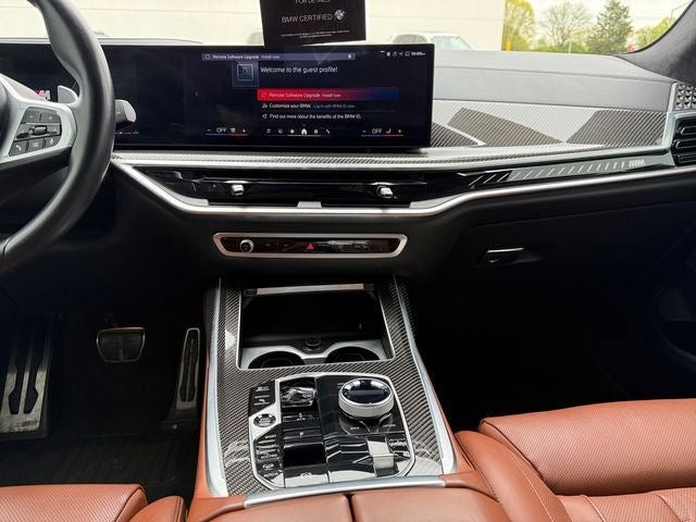 2024 BMW X7 M60i