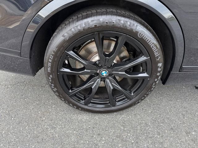2024 BMW X7 M60i
