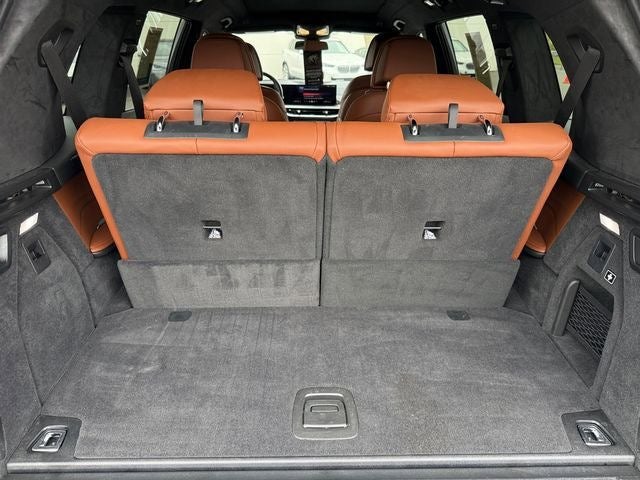 2024 BMW X7 M60i