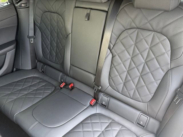 2027 BMW X6 Base
