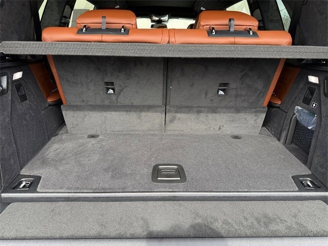 2026 BMW X7 ALPINA XB7