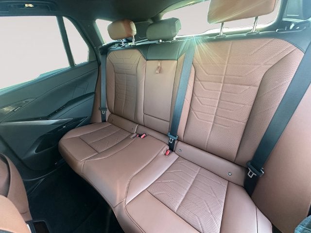 2027 BMW X5 40 xDrive