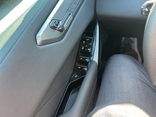 2027 BMW X5 40 xDrive