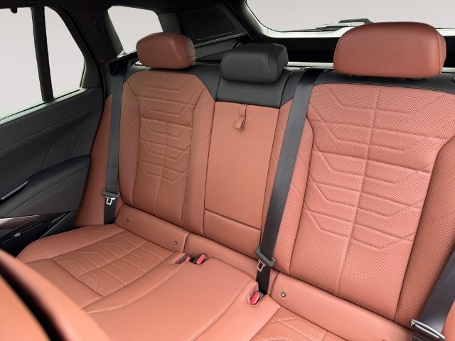 2027 BMW X5 40 xDrive
