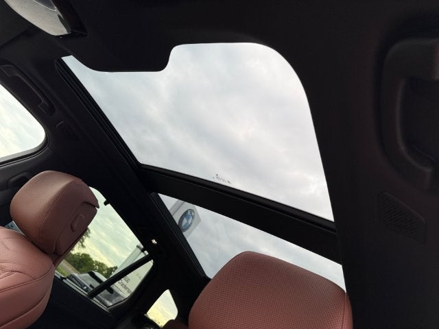 2027 BMW X5 40 xDrive
