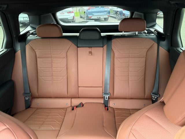 2027 BMW X5 40 xDrive