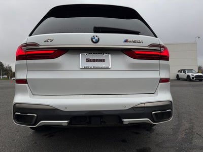 2021 BMW X7 M50i
