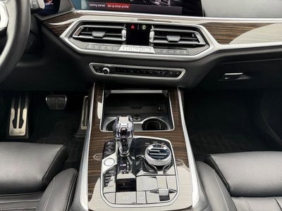 2021 BMW X7 M50i