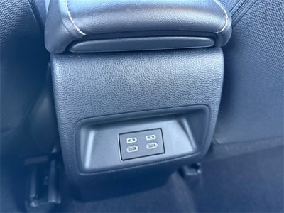 2025 Toyota Corolla Hatchback SE