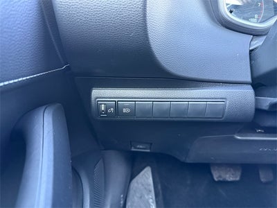 2025 Toyota Corolla Hatchback SE