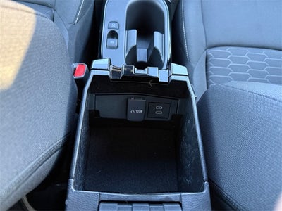 2025 Toyota Corolla Hatchback SE