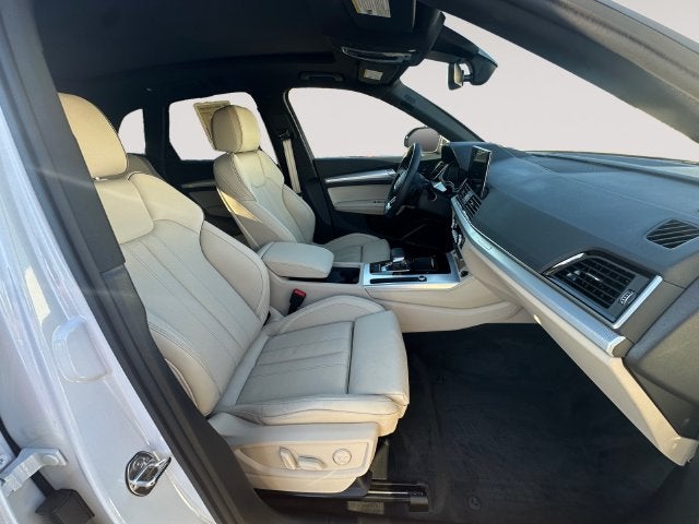 2024 Audi Q5 45 S line Premium quattro