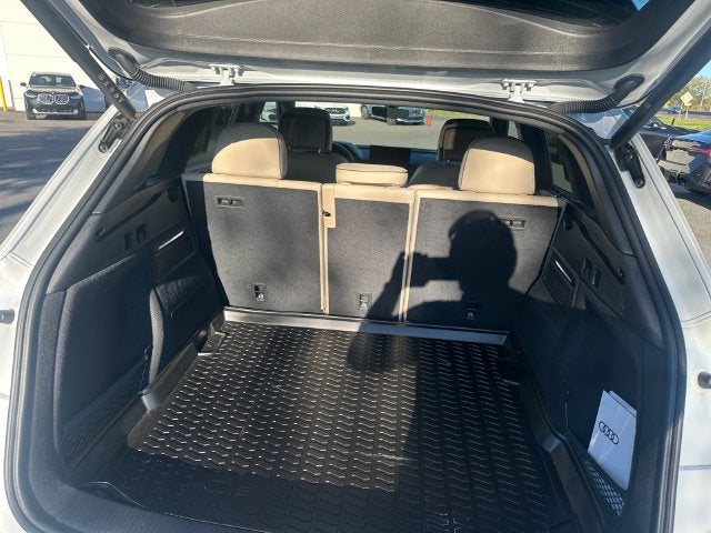 2024 Audi Q5 45 S line Premium quattro