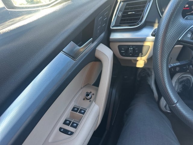 2024 Audi Q5 45 S line Premium quattro