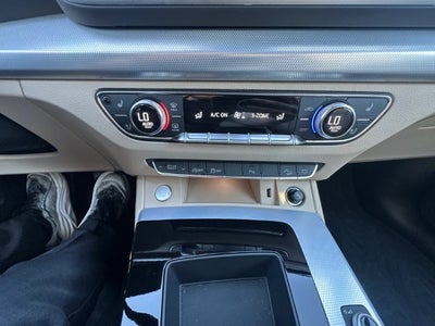 2024 Audi Q5 45 S line Premium quattro