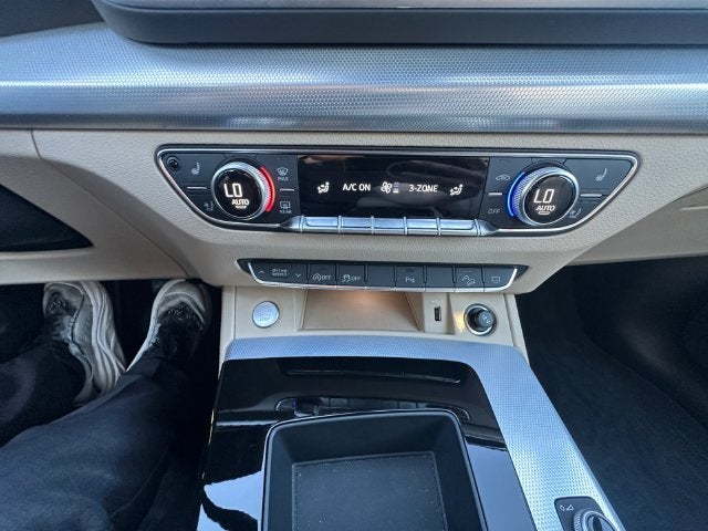 2024 Audi Q5 45 S line Premium quattro