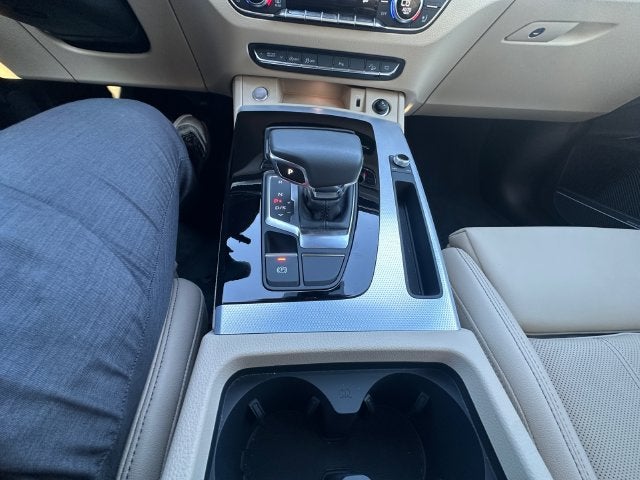 2024 Audi Q5 45 S line Premium quattro