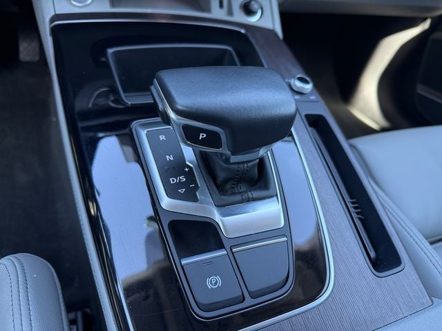 2022 Audi Q5 45 S line Premium quattro