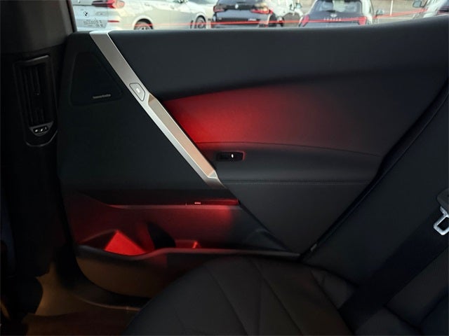 2025 BMW iX xDrive50