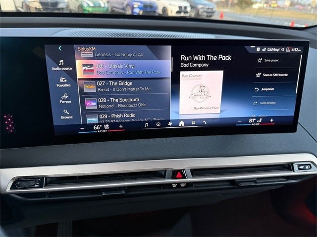 2025 BMW iX xDrive50