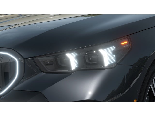 2027 BMW 550e 550e xDrive