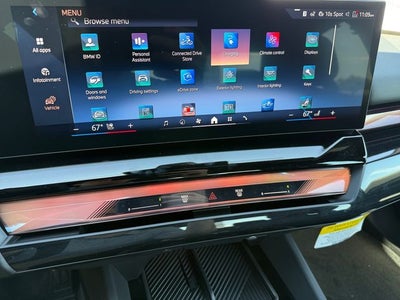 2027 BMW 550e Base