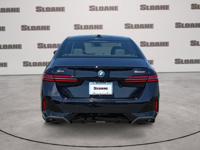 2027 BMW 550e Base