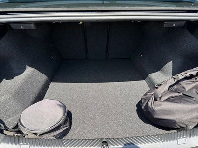 2027 BMW 550e Base