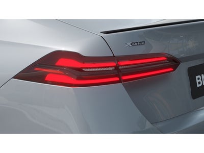 2027 BMW 550e Base