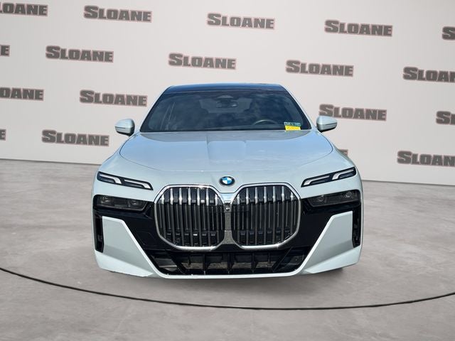 2023 BMW 7 Series 740i