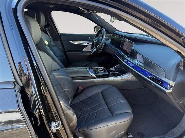 2023 BMW 7 Series 760i xDrive